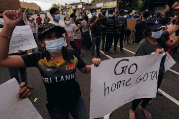 நாடு தழுவிய ரீதியில் பல தொழிற்சங்கங்கள் இன்று பணிப்புறக்கணிப்பு