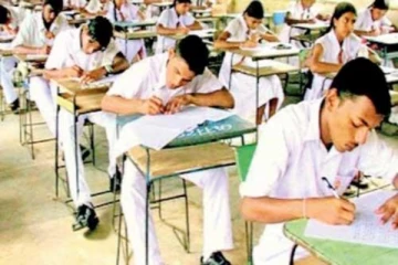 பல்கலை விரிவுரையாளர்களால் பாதிக்கப்படும் ஏழை மாணவர்கள்