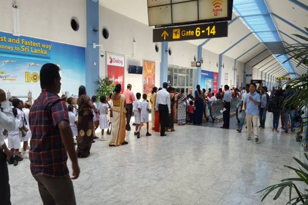 இலங்கைக்கு வந்த பிரபல இந்திய போதகர் திருப்பி அனுப்பி வைப்பு! | Indian Preacher Came To Sri Lanka Was Sent Back