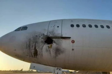 ரொக்கெட் தாக்குதலால் ஈராக் விமான நிலையம் அதிர்ச்சி !