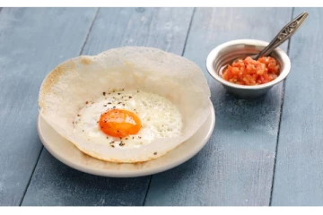 ஹோட்டல் சுவையில் முட்டை ஆப்பம் செய்வது எப்படி?