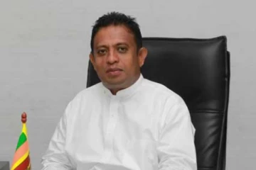 மக்களை முட்டாள்கள் என நினைத்தால் அரசாங்கமே இறுதியில் முட்டாளாகும் :  சந்திம வீரகொடி