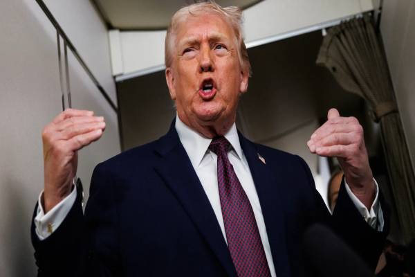 உலக அரசியலில் பதற்றம்: ட்ரம்பின் நகர்வு சர்வாதிகாரமா..! அ. யோதிலிங்கம் | America S Political Moves Support World War 3