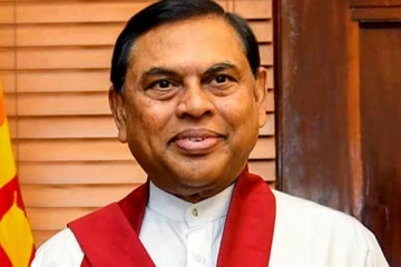 டுபாய் பயணித்த முன்னால் அமைச்சர்