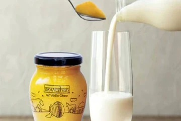 பாலில் நெய் கலந்து சாப்பிட்டால் என்ன நடக்கும் தெரியுமா?