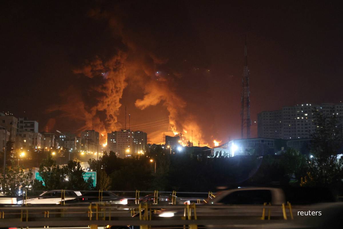 வளைகுடா மொத்தமுள்ள எண்ணெய் வயல்கள் தாக்கப்படும்... மிரட்டல் விடுத்த ஈரான் | Iran Threatens Gulf Oil Facilities