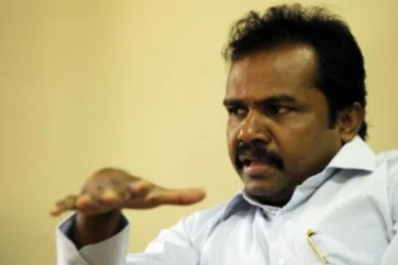 பெண் போராளிகளை தவறாக பயன்படுத்தினாரா கருணா?