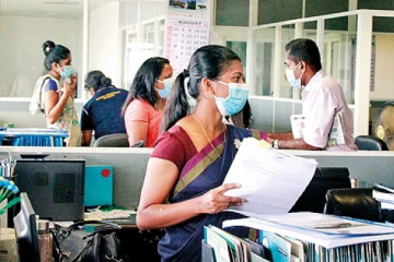 வரவு செலவுத் திட்டத்தில் அரச ஊழியர்களுக்கு முன்னுரிமை