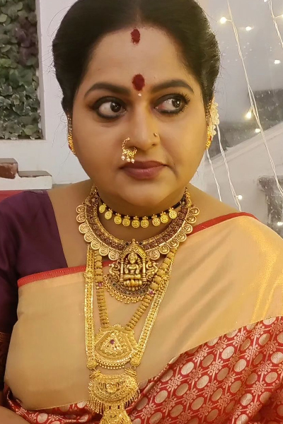 ரஜினியின் மகள் சீரியலில் அம்மாவாக நடிக்கிறாரா.. இதோ நீங்களே பாருங்க | Rajinikanth Reel Daughter Latest Photo