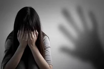 பாடசாலை கழிவறையில் ஆடையின்றி கிடந்த மாணவி ; பொலிஸ் விசாரணையில் புதிய தகவல்கள்