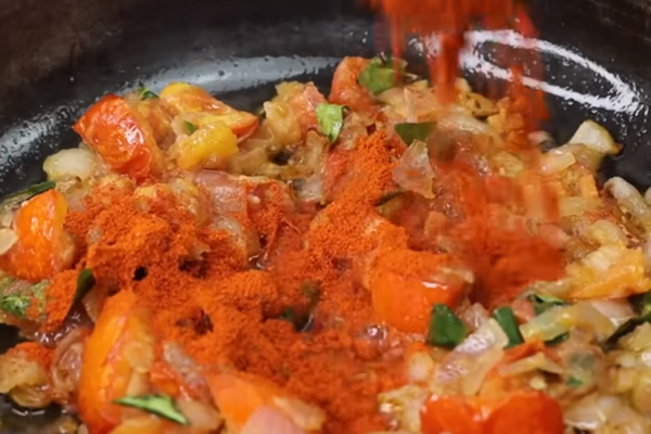 மீந்து போன சப்பாத்தியில் சில்லி சப்பாத்தி... வெறும் 10 நிமிடம் போதும் | Leftover Chapathi Change Chilli Chapathi மீந்து போன சப்பாத்தியில் சில்லி சப்பாத்தி... வெறும் 10 நிமிடம் போதும் | Leftover Chapathi Change Chilli Chapathi