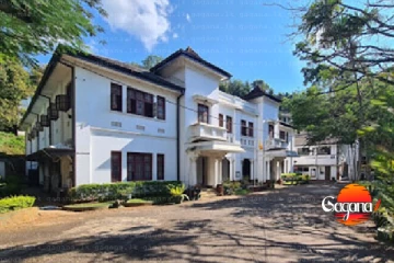 මේ පාසල දින නියමයක් නොමැතිව වසා දමයි