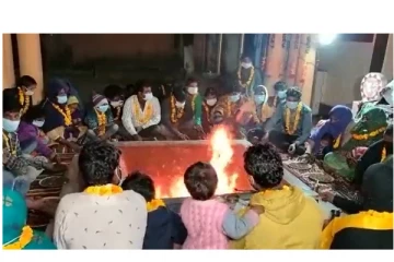 80 இஸ்லாமியர்கள் வலுக்கட்டாயமாக இந்து மதத்திற்கு மாற்றம் - வைரலாகும் அதிர்ச்சி வீடியோ...!