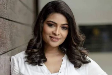 பிக்பாஸில் இருந்து வெளியேறிய மகேஷ்வரி மொத்தமாக வாங்கிய சம்பளம் எவ்வளவு தெரியுமா?