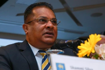 இலங்கை கிரிக்கெட் நிறுவனத்திற்கு பாரிய நிதி இழப்பு ஏற்படக்கூடும்: ஷம்மி சில்வா எச்சரிக்கை