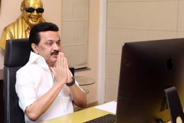 ஆளுநர் இல.கணேசனை தொலைபேசியில் நலம் விசாரித்தார் முதலமைச்சர் மு.க.ஸ்டாலின்