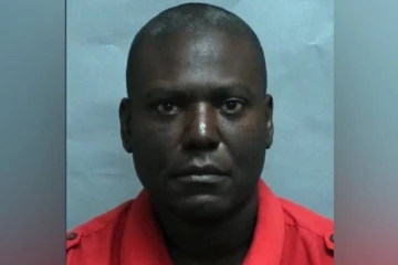 கனடாவில் கடைக்கு சென்ற 2 சிறுமிகளுக்கு நேர்ந்த நிலை! கைது நடவடிக்கை எடுத்த காவல்துறை