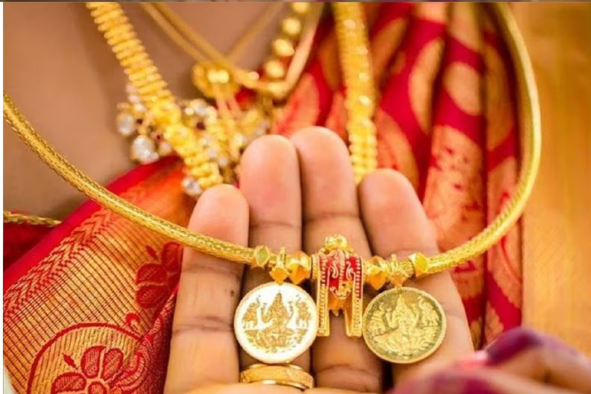 2026: நாளை ஆடிப்பெருக்கு அன்று தாலி கயிறு மாற்ற நல்ல நேரம் எது? | 2026 Aadi Peruku Right Time To Change Thali Thread 2026: நாளை ஆடிப்பெருக்கு அன்று தாலி கயிறு மாற்ற நல்ல நேரம் எது? | 2026 Aadi Peruku Right Time To Change Thali Thread