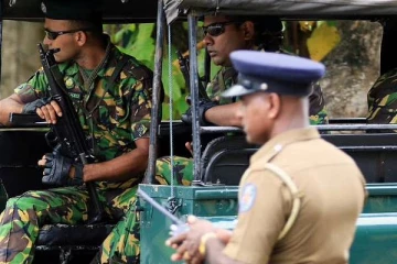 போக்குகாட்டிய பெண்ணை பொறிவைத்து பிடித்த  பொலிஸார் !