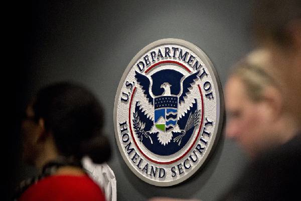 புலம்பெயர் மக்கள் தாமாகவே வெளியேற உதவித்தொகையை அறிவித்த அமெரிக்கா | Us Offers Incentive For Migrants