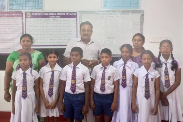 மட்டு நாவற்காடு நாமகள் கனிஷ்ட வித்தியாலய மாணவர்கள் 7 பேர் | 5 Scholarship Exam Namagal Kanishta Vidyalaya