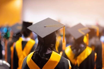 பட்டத்தாரிகளுக்கு கல்வி அமைச்சின் மகிழ்ச்சியான அறிவிப்பு!