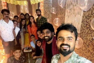 காதலருடன்  செம்பருத்தி சீரியல் நடிகை இருக்கும் புகைப்படம் ரிலீஸ்! யார் அந்த பையன் தெரியுமா?