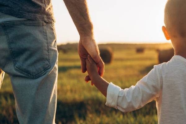 அப்பா மீது வழக்கு தொடர்ந்த 10 வயது மகன் ; நீதிமன்றத்தில் அதிரடி தீர்ப்பு | 10 Year Old Son Files Lawsuit Against Father அப்பா மீது வழக்கு தொடர்ந்த 10 வயது மகன் ; நீதிமன்றத்தில் அதிரடி தீர்ப்பு | 10 Year Old Son Files Lawsuit Against Father