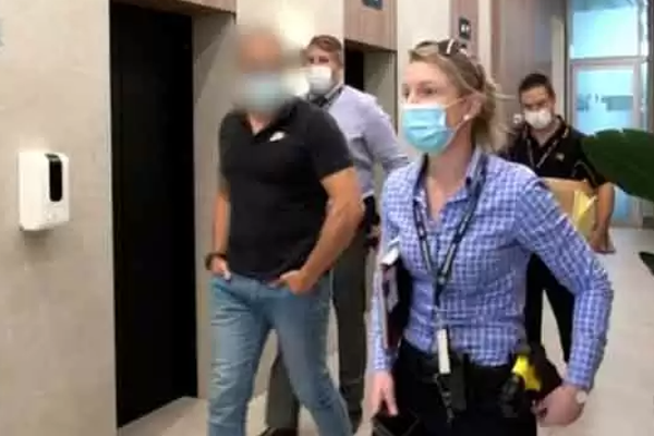 54 பெண்களை நிர்வாணப்படுத்தி பாலியல் வன்கொடுமை செய்த 45 வயது நபர் - நடுங்க வைத்த அதிர்ச்சி சம்பவம் | 54 Women Sexual Abuse 45 Year Old Person