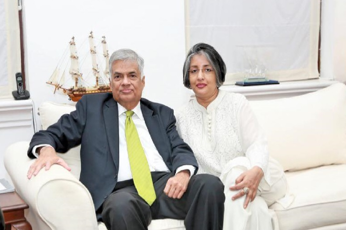 நாடு திரும்பினார் ரணில் விக்கிரமசிங்க | Ranil Wickremesinghe Returns To The Country நாடு திரும்பினார் ரணில் விக்கிரமசிங்க | Ranil Wickremesinghe Returns To The Country