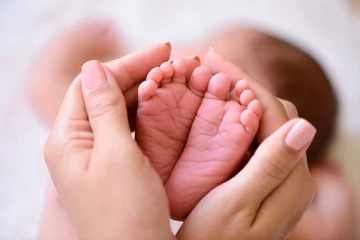 யாழை பாரிய சோகத்தில் ஆழ்த்திய சம்பவம்! பரிதாபமாக உயிரிழந்த பெண் சிசு