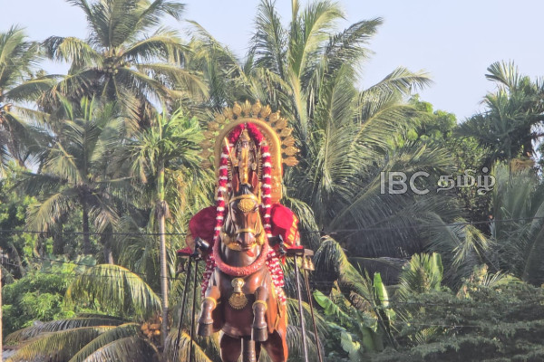 நல்லூர் கந்தசுவாமி கோயிலில் நடைபெற்ற மானம்பூ உற்சவம் | Manamboo Utsavam Held At Nallur Kandaswamy Temple