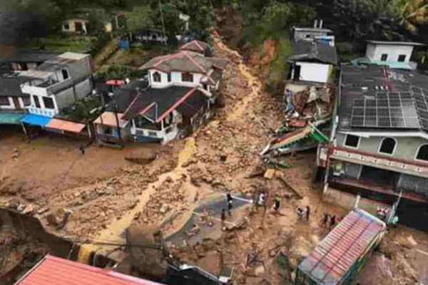 “டித்வா” பேரிடரின் போது கொள்ளையில் ஈடுபட்ட 12 பேர் கைது! | 12 People Arrested For Robbery During Disaster “டித்வா” பேரிடரின் போது கொள்ளையில் ஈடுபட்ட 12 பேர் கைது! | 12 People Arrested For Robbery During Disaster