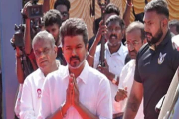 நிலங்கள் வழங்கிய விவசாயிகளுக்கு விருந்தளித்த TVK கட்சி தலைவர் விஜய்!