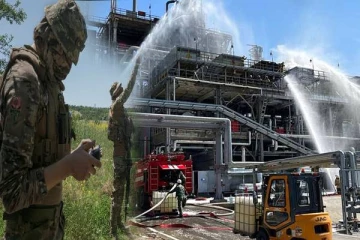 ரஷ்யா மீது உக்ரைன் ஆளில்லா விமானத் தாக்குதல்: எண்ணெய் கிடங்கில் தீ விபத்து