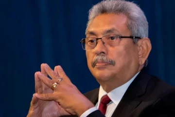 பைத்தியக்காரனைபோல நாட்டுக்கு நாடு அலைந்து திரியும் கோட்டாபய - தேரர் கடும் கவலை