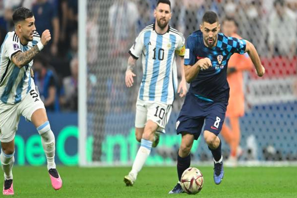 FIFA உலக கோப்பை: இறுதி போட்டிக்கு முன்னேறிய அர்ஜென்டினா! | Fifa World Cup Football Argentina To The Finals