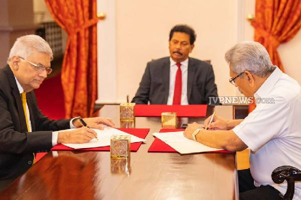 இலங்கை அரச தலைவர்களில்  பெரும் அவமானப்பட்ட  ஜனாதிபதியாக வரலாற்றில் பதியும் கோட்டாபய! | Disgraced President In History In Sri Lanka Gota