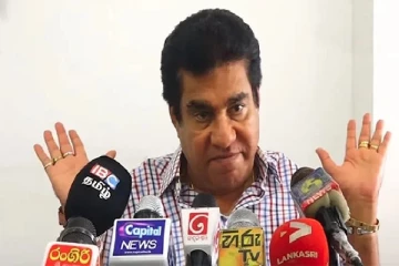 அரச தலைவர் மாளிகை கதவை உடைத்து கோட்டாபயவின் கழுத்தை பிடித்து வீச வேண்டும் - மேர்வின் ஆவேசம்