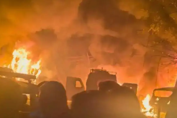 பொலிஸ் நிலையத்தில் வெடிப்பு; 9 பேர் உயிரிழப்பு | Explosion At Police Station Srinagar 9 Dead பொலிஸ் நிலையத்தில் வெடிப்பு; 9 பேர் உயிரிழப்பு | Explosion At Police Station Srinagar 9 Dead