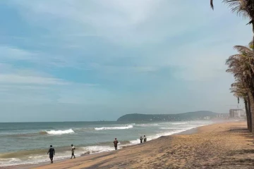 இந்தியா வந்த சுவிஸ் சுற்றுலாப்பயணியிடம் கொள்ளையடித்த மர்மநபர்கள்