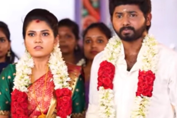 நள்ளிரவில் கேக் வெட்டி கொண்டாடிய பாண்டியன் ஸ்டோர்ஸ் குடும்பம்: எதற்காக தெரியுமா? | Pandian Stores Family Celebration