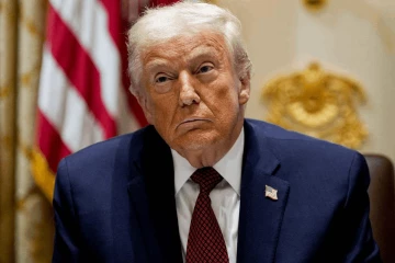 ජේසූස්ට සමාන ඡායාරූපය ට්‍රම්ප් ඉවත් කරයි