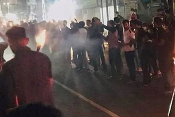 கொழும்பு - கண்டி வீதியில் போக்குவரத்து தடை!