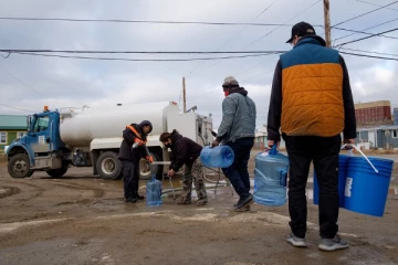 கனடா நகரில் அவசரநிலை பிரகடனம்... தண்ணீர் குடிக்க வேண்டாம் என மக்களுக்கு உத்தரவு