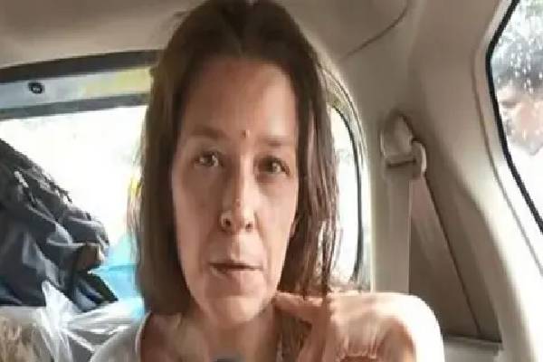 குகையில் குழந்தைகளுடன் கண்டுபிடிக்கப்பட்ட ரஷ்யப் பெண்: கணவரிடம் நீதிபதிகள் சரமாரி கேள்வி | Judge Question Husband Of Russia Women In Cave