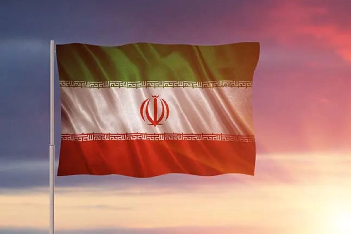 அமெரிக்காவை நிர்கதியாக்கும் அரஷ்-2 ட்ரோன்கள்! ஈரான் இராணுவம் வெளியிட்ட அறிவிப்பு | Iran S Military Attacks Us Military Facilities