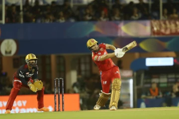 பெங்களூர் அணியை பந்தாடி  வீழ்த்தியது பஞ்சாப் கிங்ஸ் அணி - 54 ரன்கள் வித்தியாசத்தில் வெற்றி..!