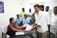 படித்த கல்லூரியில் வெற்றி சான்றிதழ் பெற்ற விஜய்