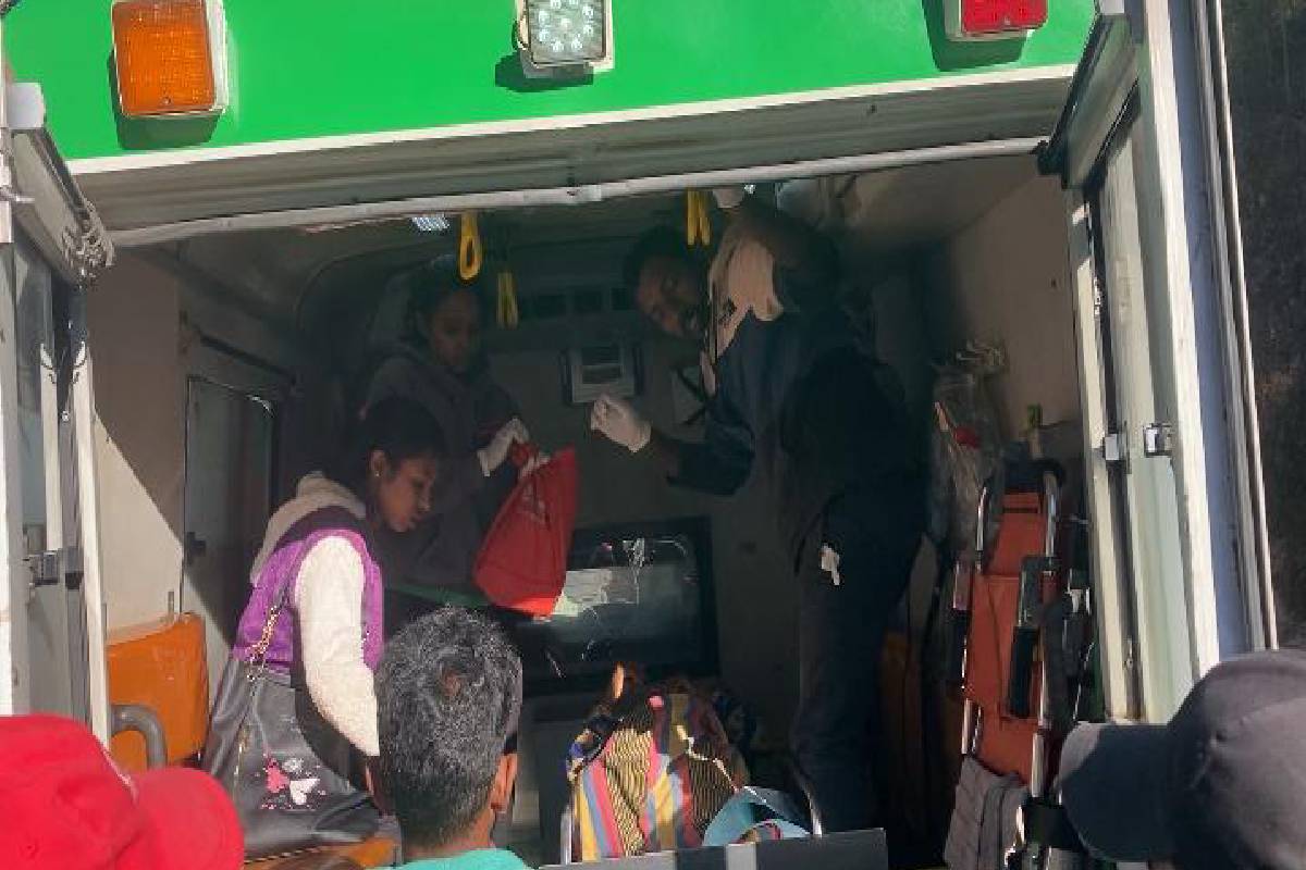 நானுஓயாவில் கோர விபத்து! பேருந்து சக்கரத்தில் சிக்கி பெண் படுகாயம் - சாரதி கைது | Nuwaraeliya Nanuoya Accident நானுஓயாவில் கோர விபத்து! பேருந்து சக்கரத்தில் சிக்கி பெண் படுகாயம் - சாரதி கைது | Nuwaraeliya Nanuoya Accident